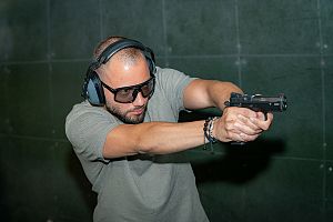 Курс по самоохрана с късо оръжие за начинаещи Курс по самоохрана с късо оръжие за начинаещи