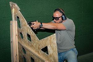 Курс по тактическа стрелба за служители в сферата на личната охрана Курс по тактическа стрелба за служители в сферата на личната охрана